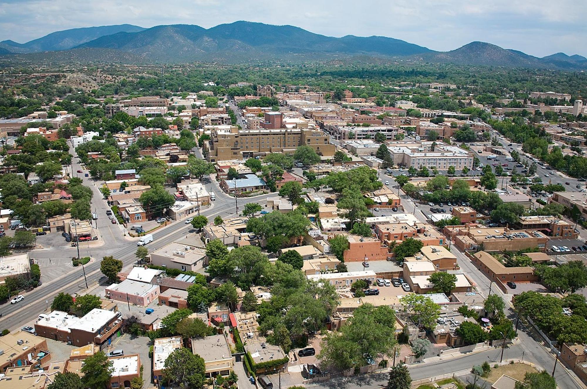 Dos Hermanas Casita 1 Downtown Courtyard Santa Fe Exterior photo